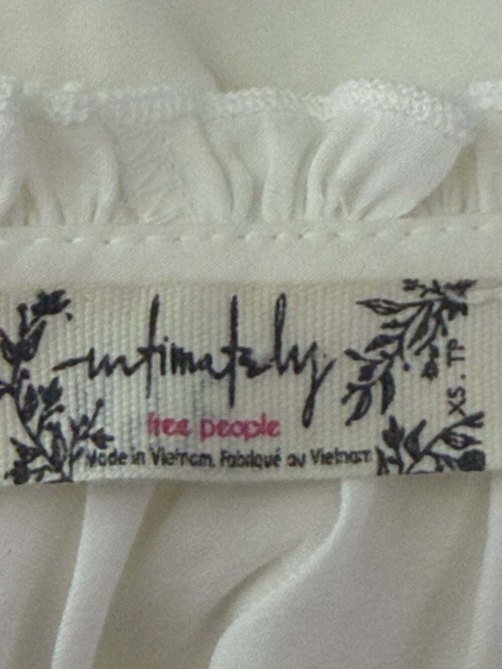 Free People - Picture 3 of 6
